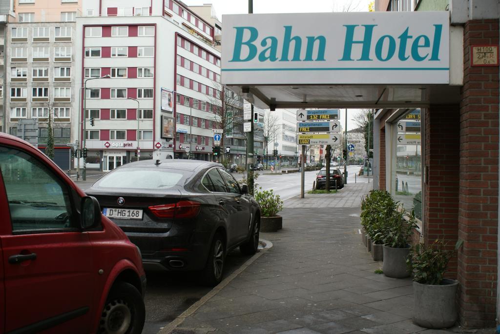 Bahn-Hotel Düsseldorf Zewnętrze zdjęcie