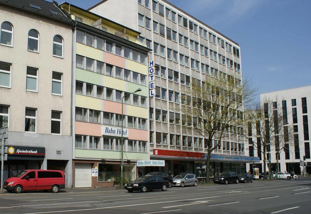 Bahn-Hotel Düsseldorf Zewnętrze zdjęcie