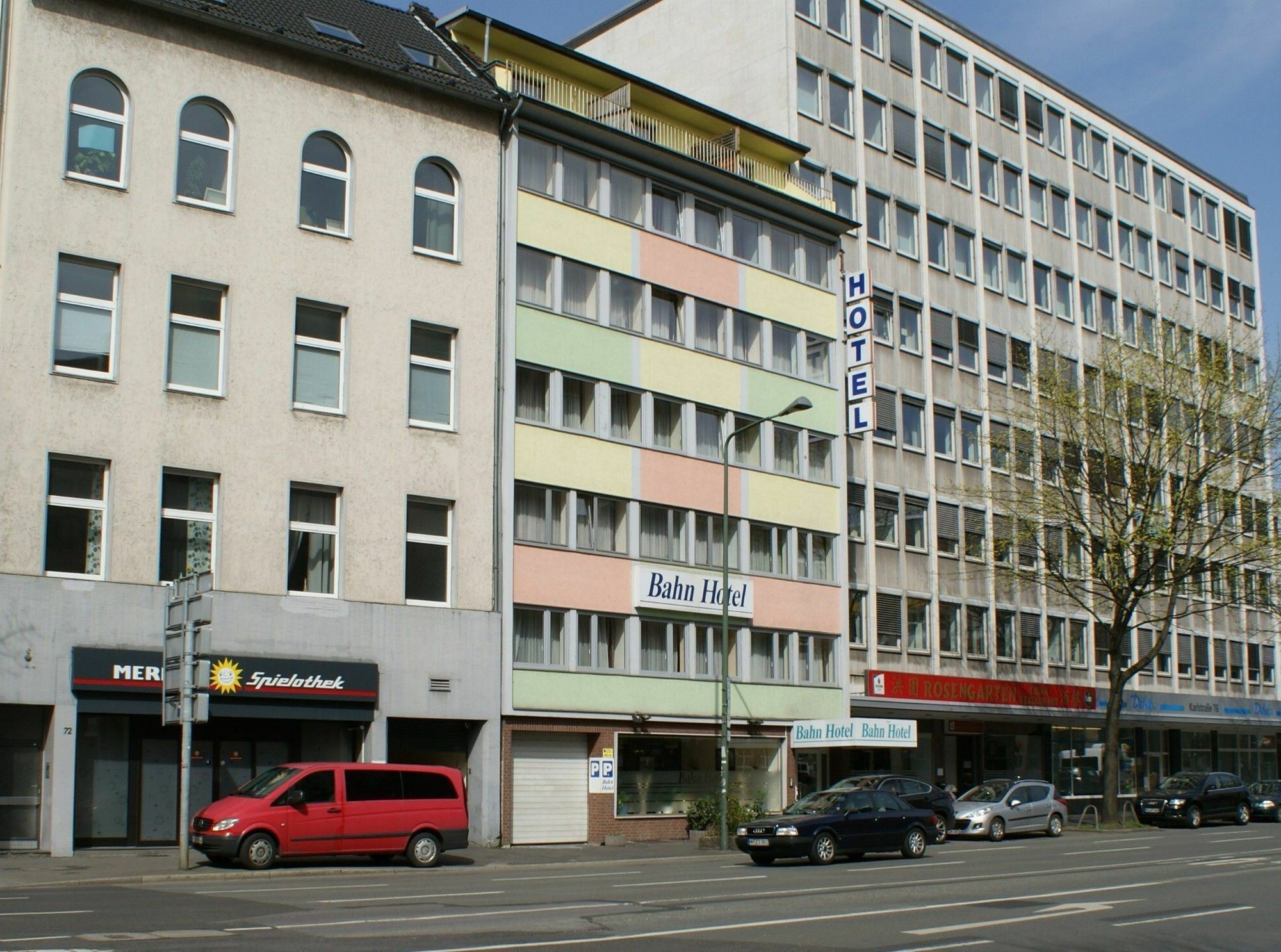 Bahn-Hotel Düsseldorf Zewnętrze zdjęcie